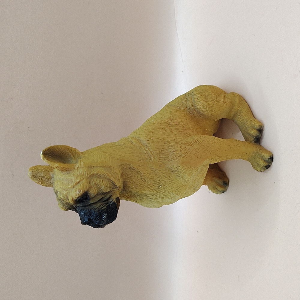 Resin Sitting Dog Figurine 5 Inches - Picture 2 of 5